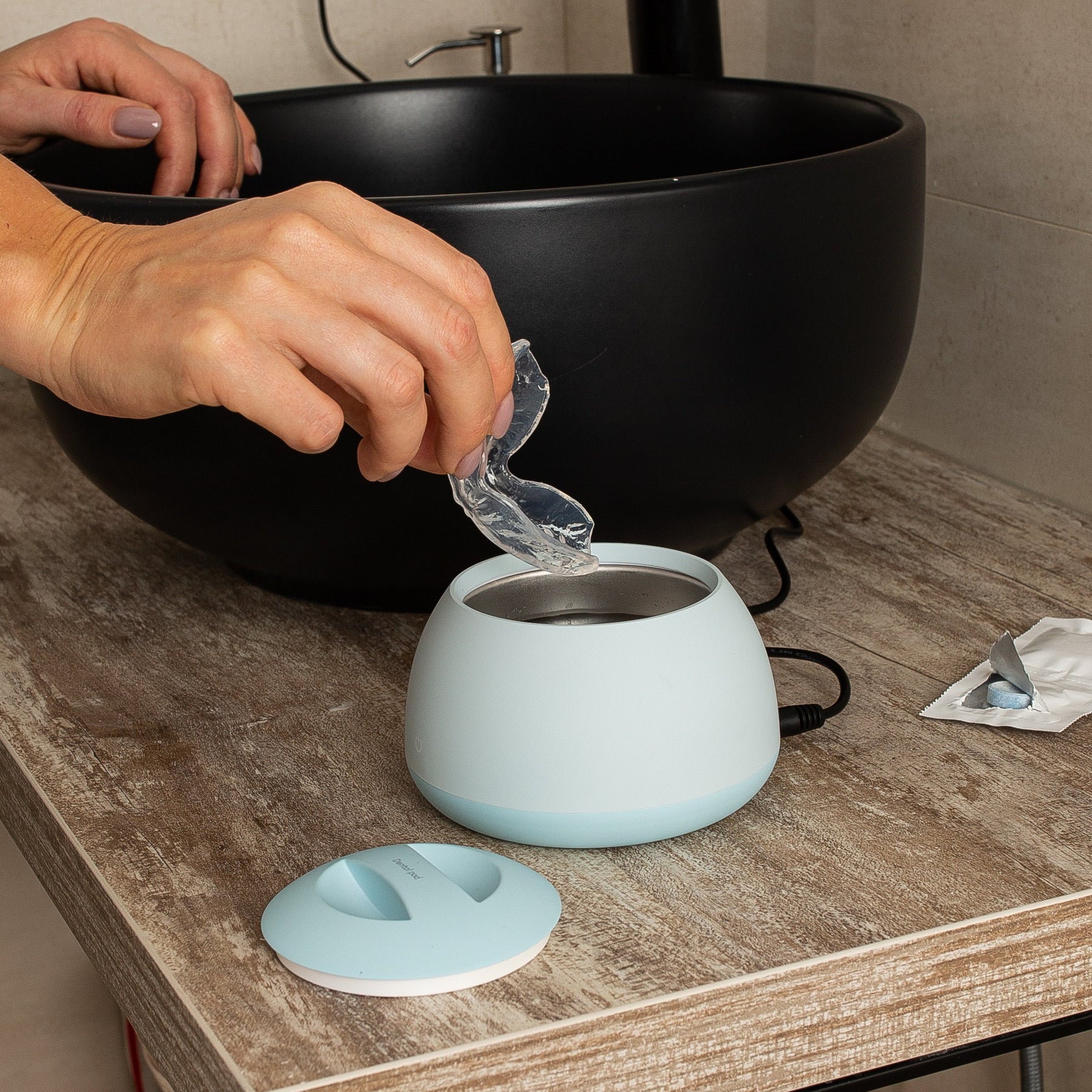 Do dentists using an ultrasonic cleaner for my night guard